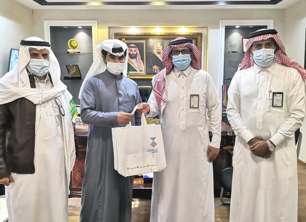 في الدفعة الثالثة.. 1447 جهازًا لوحيًا يدعم تعليم البنين في القطيف