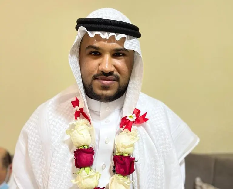في القطيف.. «العمر» يحتفي بعقد قرانه على «مال الله»