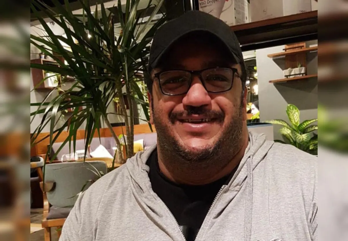 في سيهات.. «فهد خليل» شاب بلا هوية يواجه مصيرًا مبهمًا.. ضحية أب خليجي اختفى قبل ثلاثين عامًا
