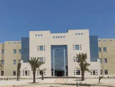 الغامدي: 200 سرير السعة التشغيلية لمستشفى أمراض الدم بالقطيف.. وغدًا تدشين المرحلة الأولى 100 سرير