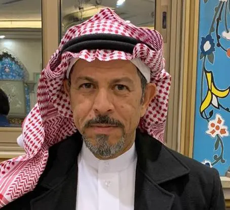 من الملاحة.. نظير جهوده.. سعيد مبيريك على منصة التكريم