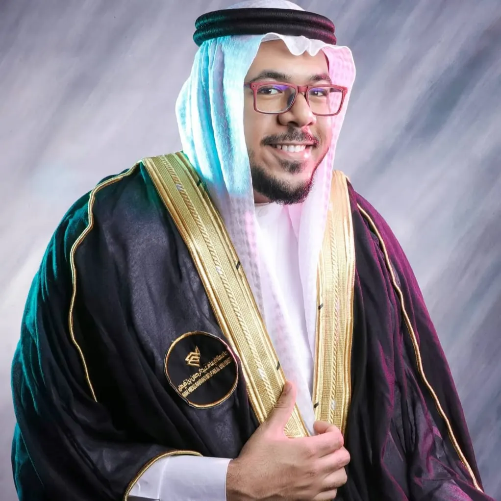 من القطيف الدبابية.. جامعة الإمام عبدالرحمن بن فيصل تمنح «عباس الحمالي» بكالوريوس طب الأسنان