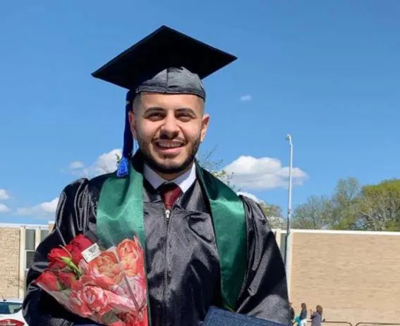 من العوامية.. جامعة توليدو تمنح «أحمد آل ربح» بكالوريوس إدارة الأعمال وإدارة سلسلة الإمداد