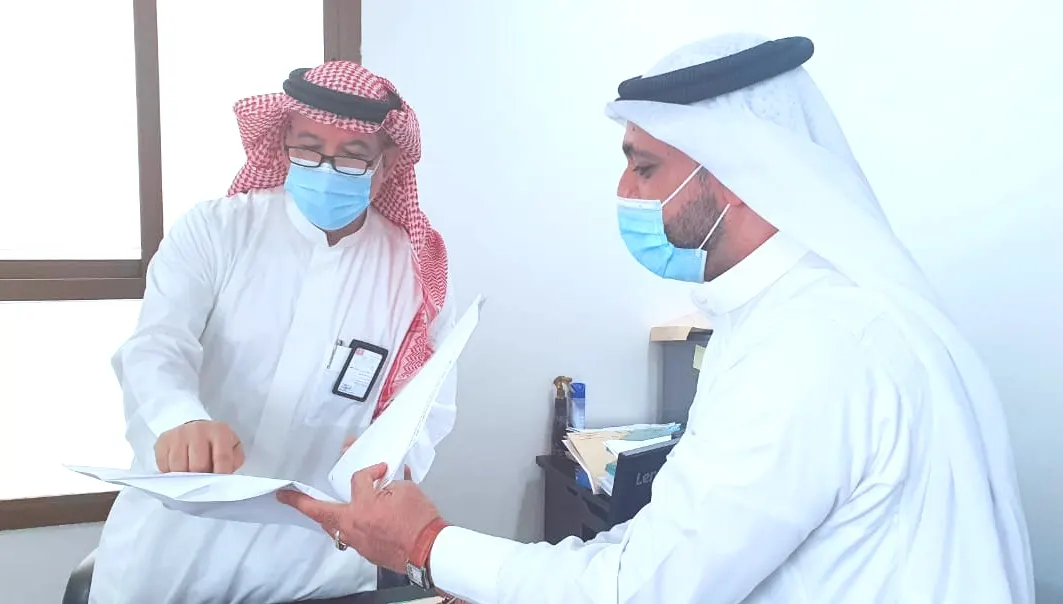 من 69 مدرسة ثانوية في القطيف.. 7259 خريجًا وخريجة.. والتعليم يسلم شهاداتهم لـ القادة