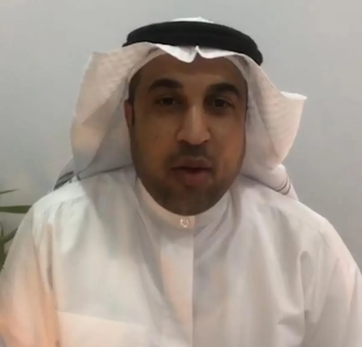 «آل عباس»: حب الطفل للاستكشاف والاختراع وتقليده الكبار طرق معبدة تقوده للعناد