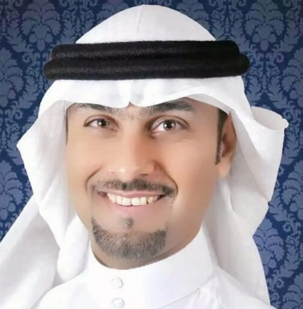 نظير دوره الإعلامي.. تعليم الشرقية يُكرّم المعلم خالد السنان