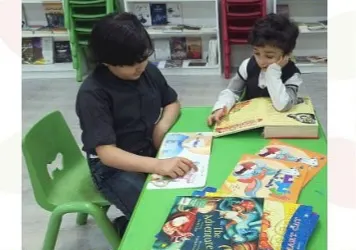 في حلة محيش.. مكتبة التنمية تستقبل الزائرين