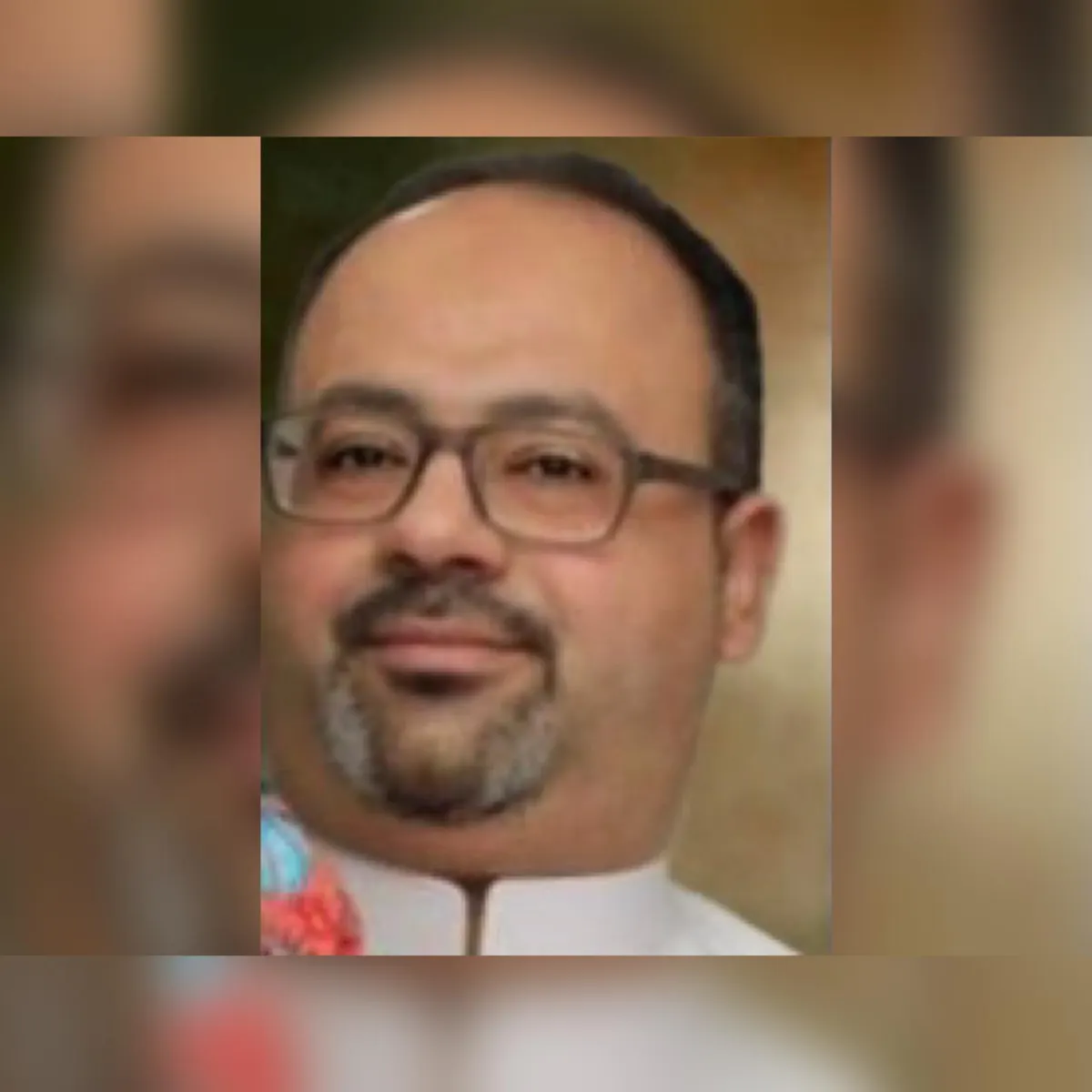 من القديح.. «أحمد العرفات» على السرير الأبيض