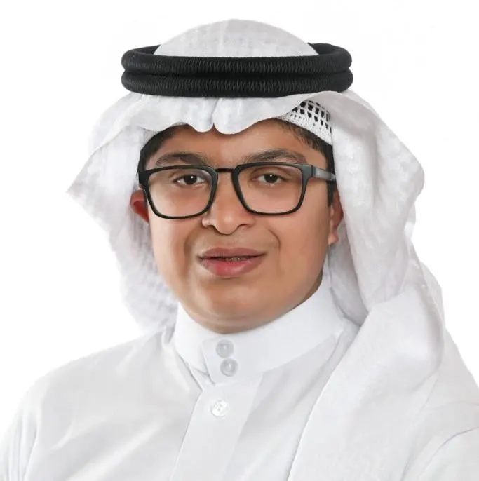 من القطيف.. نظير جهوده في إنجاح حملة القطيف لـ التبرع بالدم.. حسين الزاير على منصة التكريم
