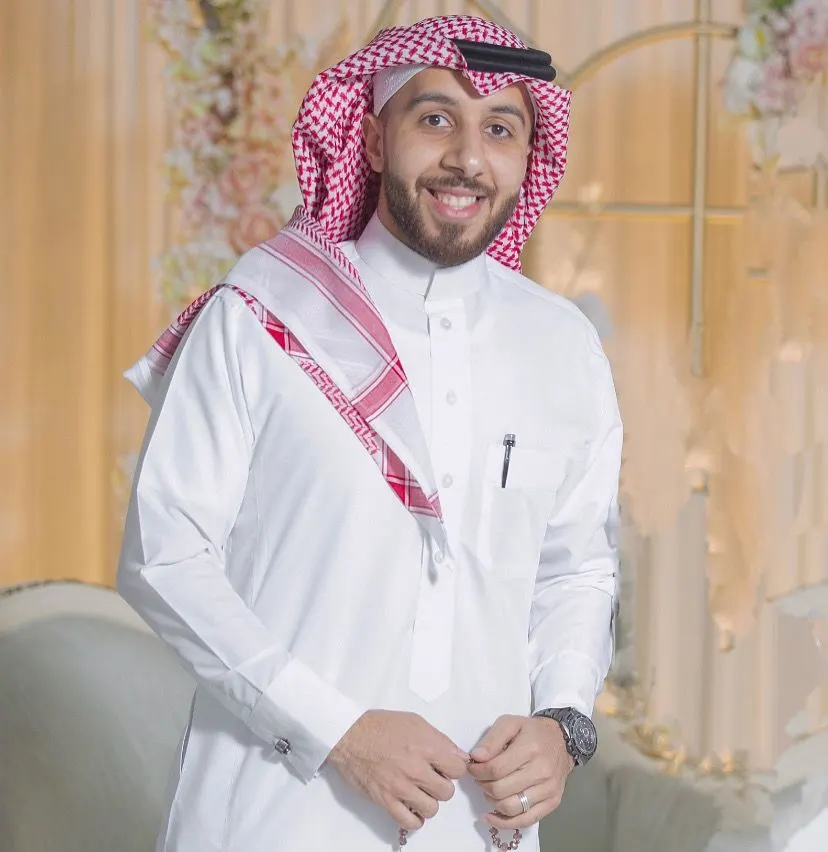 سيهات - الربيعية.. «محمد» ينير أسرتي «السكيري» و«آل جبران»