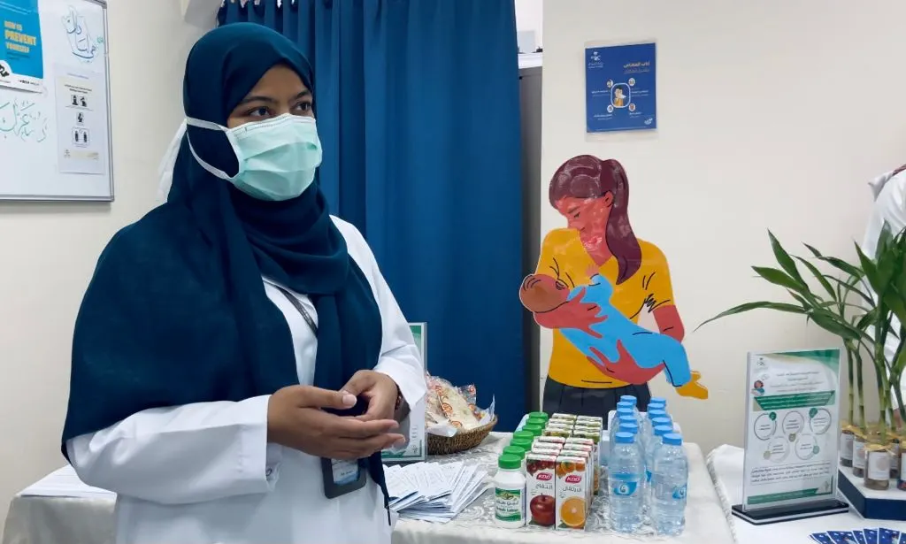 مركّزًا على الأدوية شديدة الخطورة في الحمل.. الرعاية الصيدلية في عنك يثقف بـ«الصحة النفسية بعد الولادة»