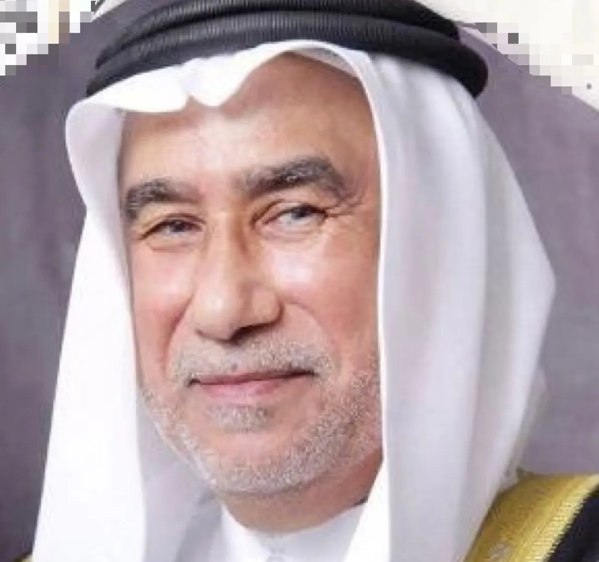 من سنابس.. السيد علي آل هاشم على السرير الأبيض