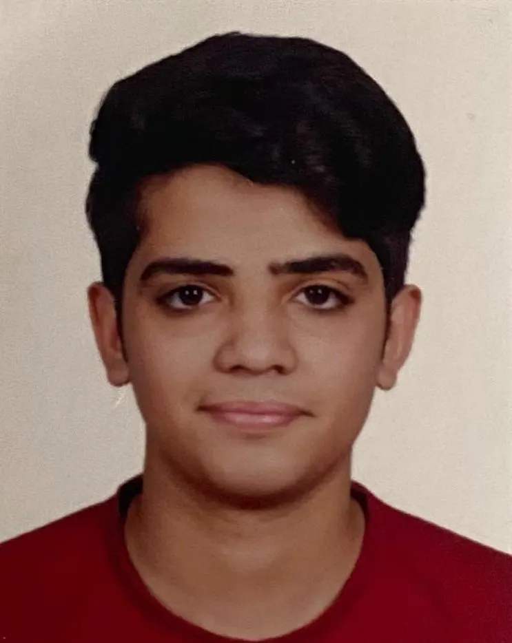 نظير جهوده في مركز اللقاحات.. مستشفى الأمير محمد بن فهد يكرّم «محمد الهاشم»