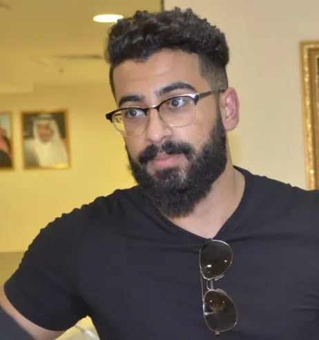 لمشاركته في التطوع بالتنظيم والتطعيم والتدريب.. مستشفى الأمير محمد بن فهد يكرم فادي الحبيب