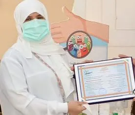 نظير دورها الفاعل.. ثانوية النجاح تكرم منسقة الصحة المدرسية مهدية آل أحمد