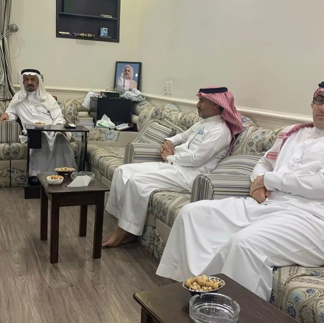 بهدف الاستماع لآراء المجتمع وتطلعاته لمستقبل الجمعية.. أعضاء خيرية العوامية الخيرية في ضيافة ديوانية «أبو رشيد»