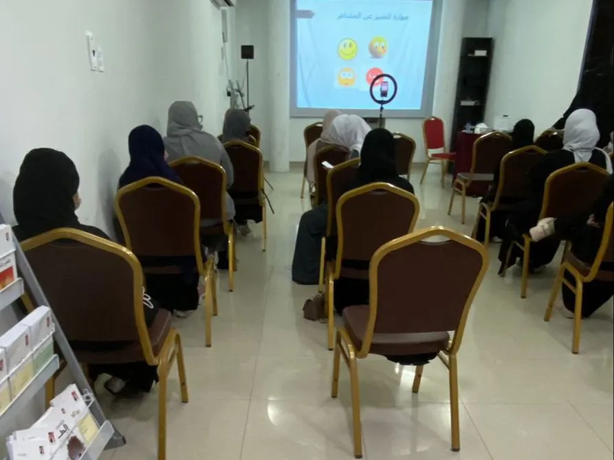 في ضيافة «سنا سنابس».. الاختصاصية مها الزوري: المراهقة تفتح باب التساؤلات لدى الأبناء وعلى الوالدين احتواؤهم