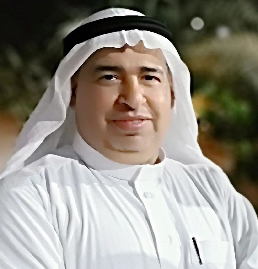 في القطيف.. بعد أكثر من 30 عامًا من العطاء.. منسوبو التعليم يكرمون «عادل آل نصيف»