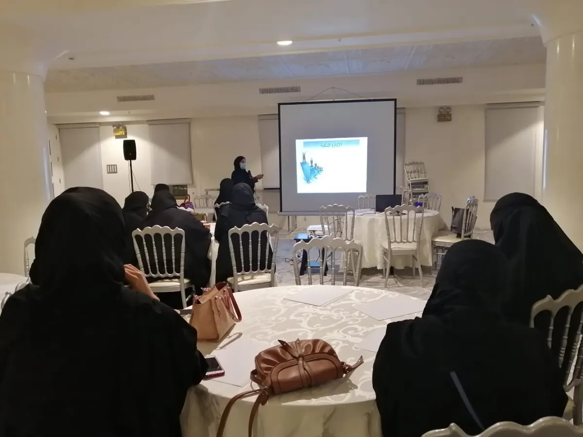 من تطوع القطيف.. في قيادتها لـ22 سيدة للإدارة الذكية رؤى أمان: من يتقن الصبر يمكنه إتقان كل شيء