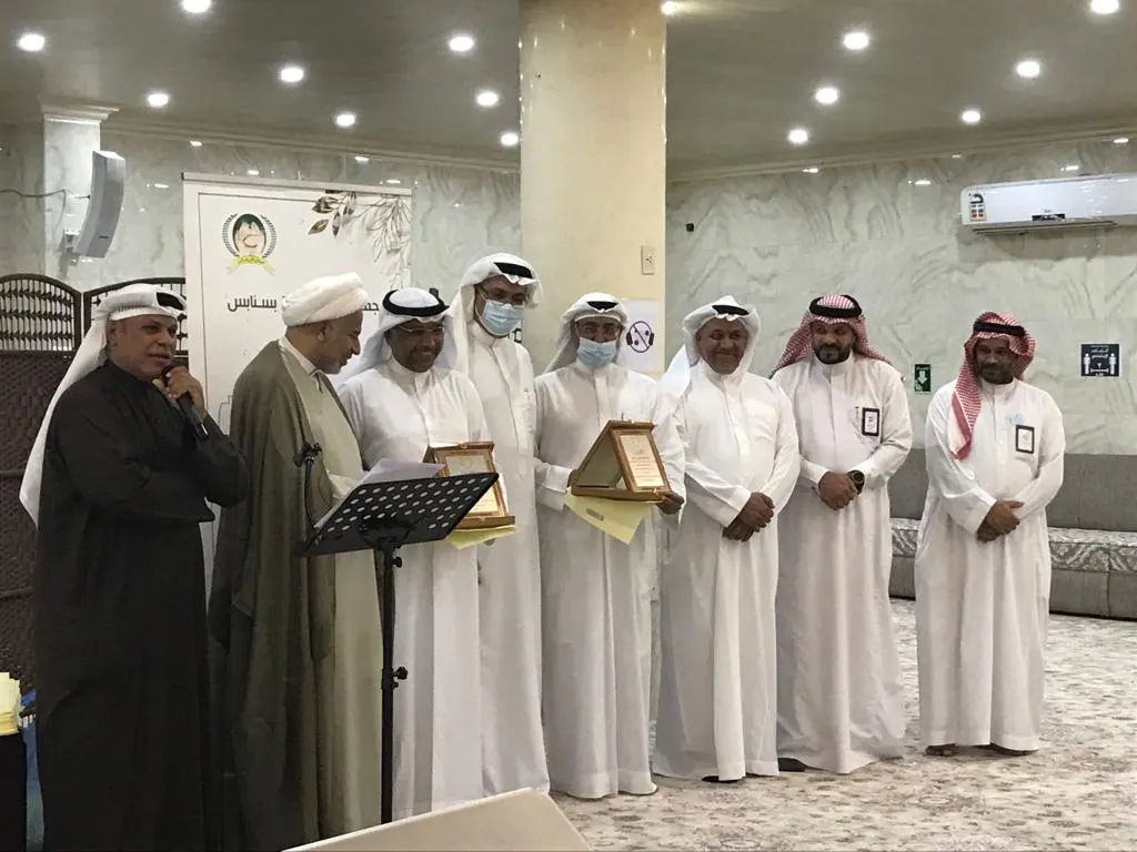في احتفاء بر سنابس.. 26 معلمًا يقاسمون المتطوعين تكريمهم.. وعرض مرئي يحكي إنجازات الجمعية