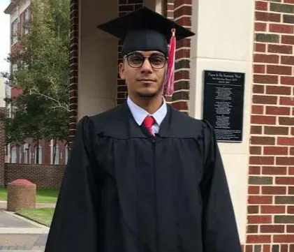 من القديح.. جامعة إنكرنيت وورد الأمريكية تمنح «محمد مسقلب» بكالوريوس إدارة الأعمال