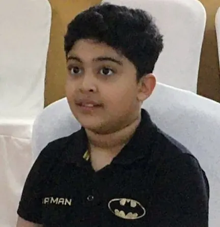 من صفوى.. نظير مبادرته الذاتية في تنظيف كورنيش الشاطئ بالقطيف.. العطاء تكرم الطفل «إلياس السادة»