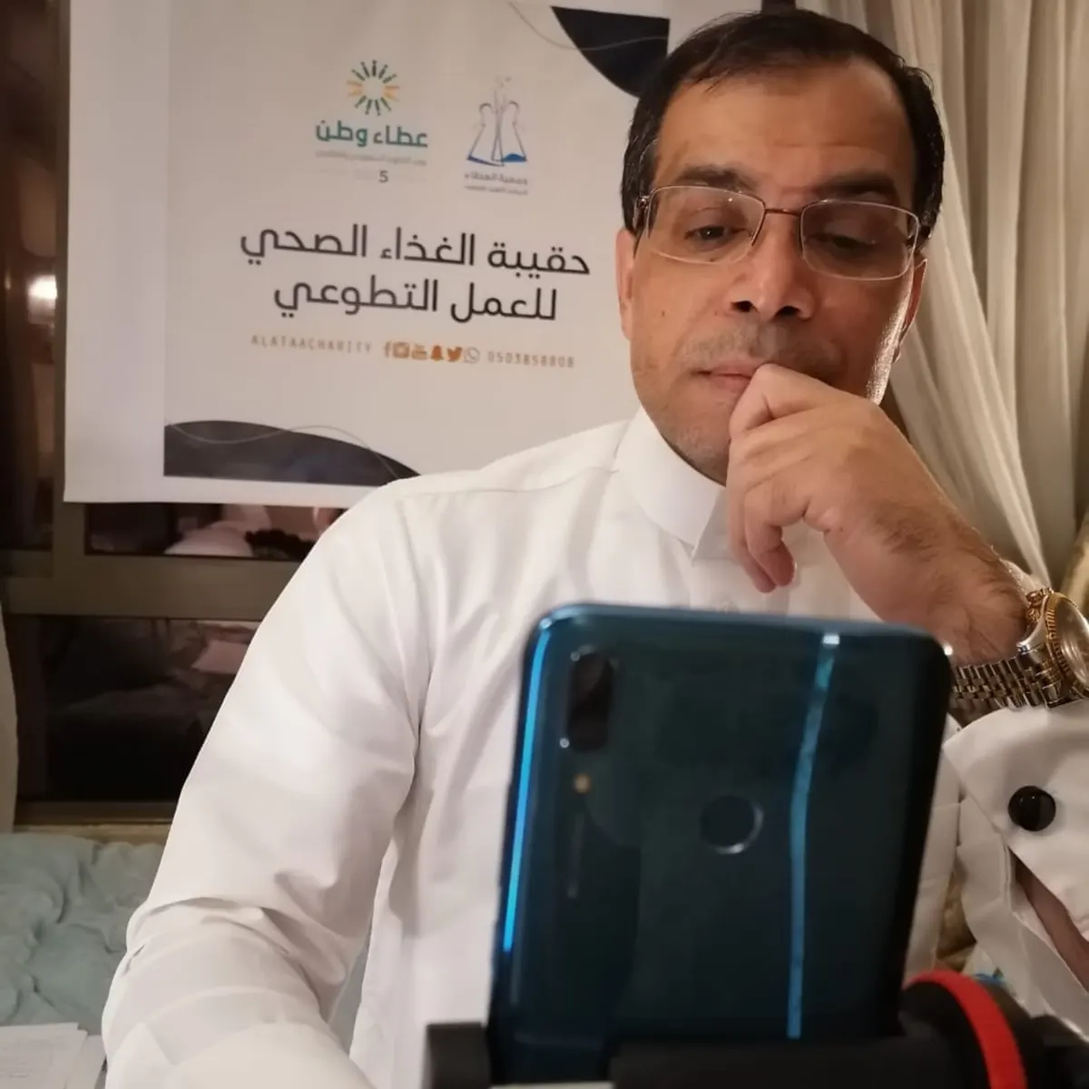 في بحثه بحقيبة غذاء المتطوعين.. رضي العسيف: بعض اللجان تغفل تقديم الطعام لمتطوعيها.. والاهتمام ينعكس على ارتفاع أدائهم