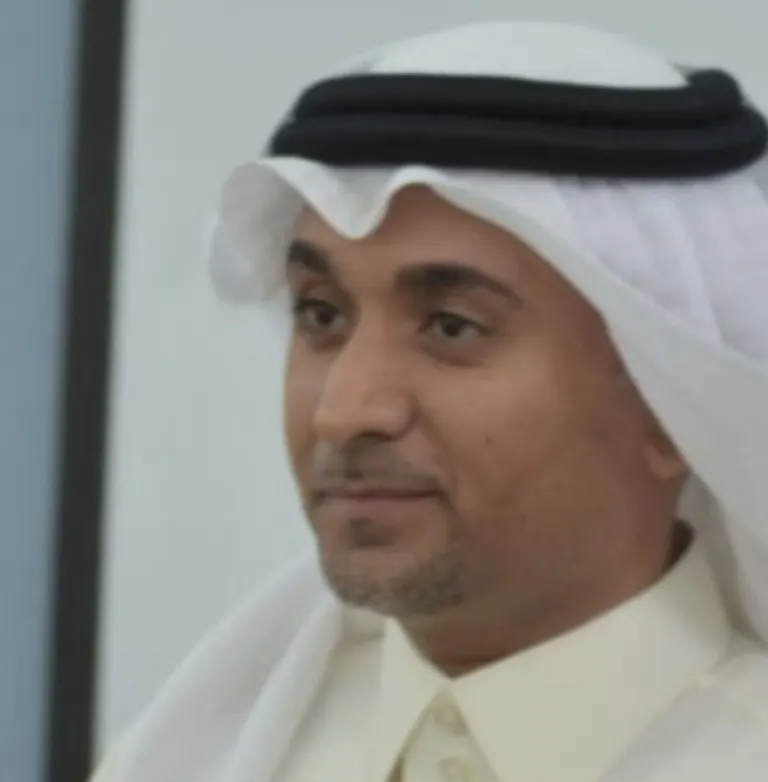 من القطيف.. تعليم الشرقية يكرّم المعلم «هاني البناي»