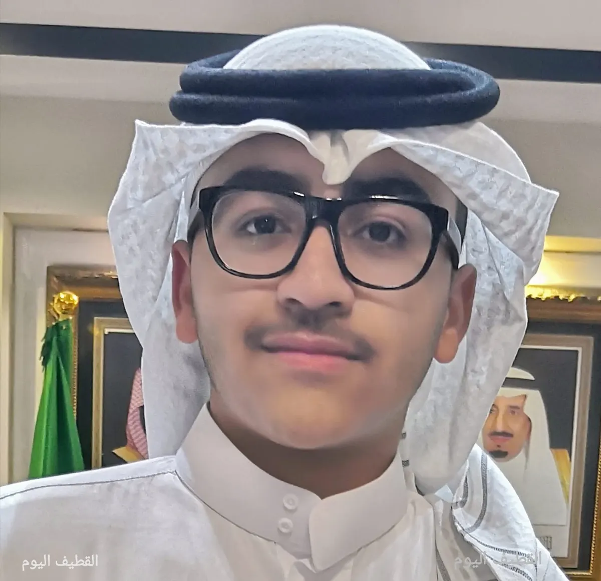 بعد حصوله على نسبة 100% في اختبار القدرات العامة.. تعليم القطيف يحتفي بـ «رضا سليس»