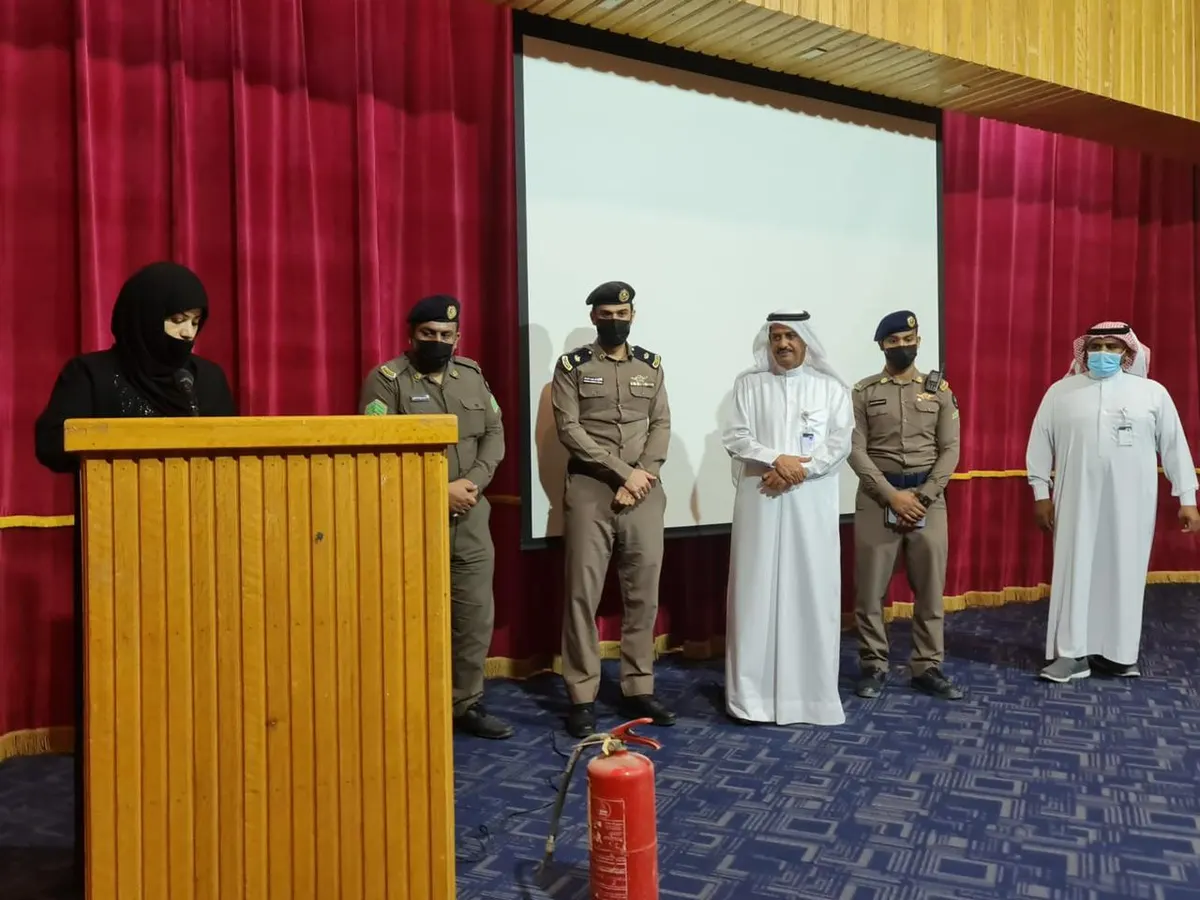 في القطيف..«التنمية الاجتماعية» تشارك الدفاع المدني رفع مستوى التوعية.. بـ محاضرات وفعاليات تثقيفية