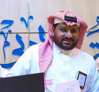 من دارين.. نظير جهوده الإعلامية.. نادي المنطقة الشرقية الأدبي يكرّم فارس الدرباس