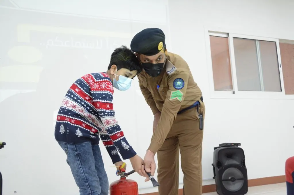 في القطيف.. أطفال الابتدائية أبطال مدافعون.. تعرفوا على التعامل مع الحوادث والحرائق