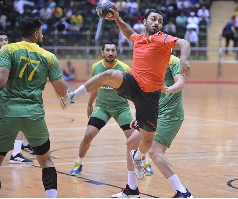 كواسر القديح وخليج سيهات يبحثان عن صدارة دوري اليد