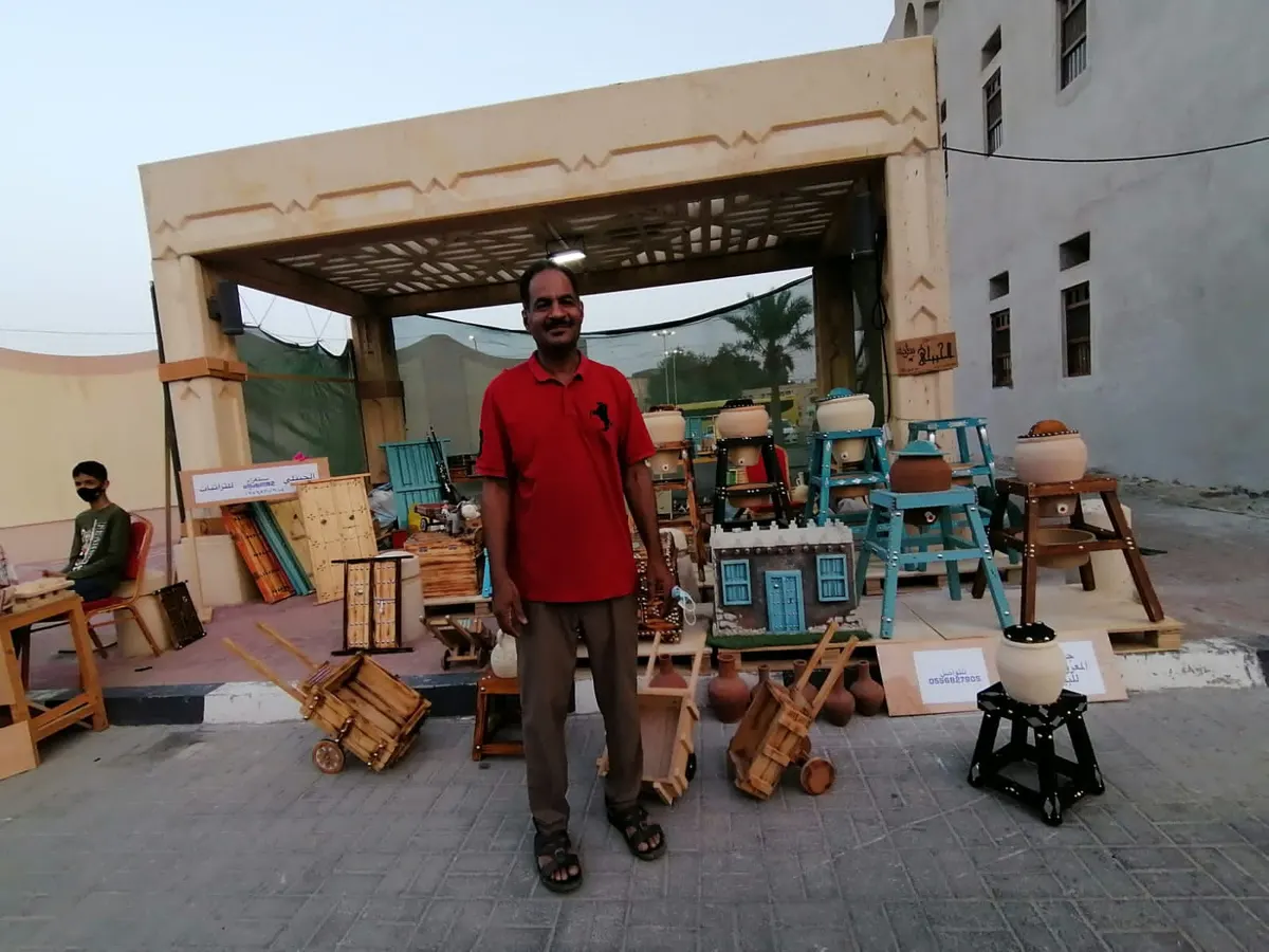 من القديح.. فاضل الجبيلي يحيي «تراثيات» والده في «براحة القطيف»