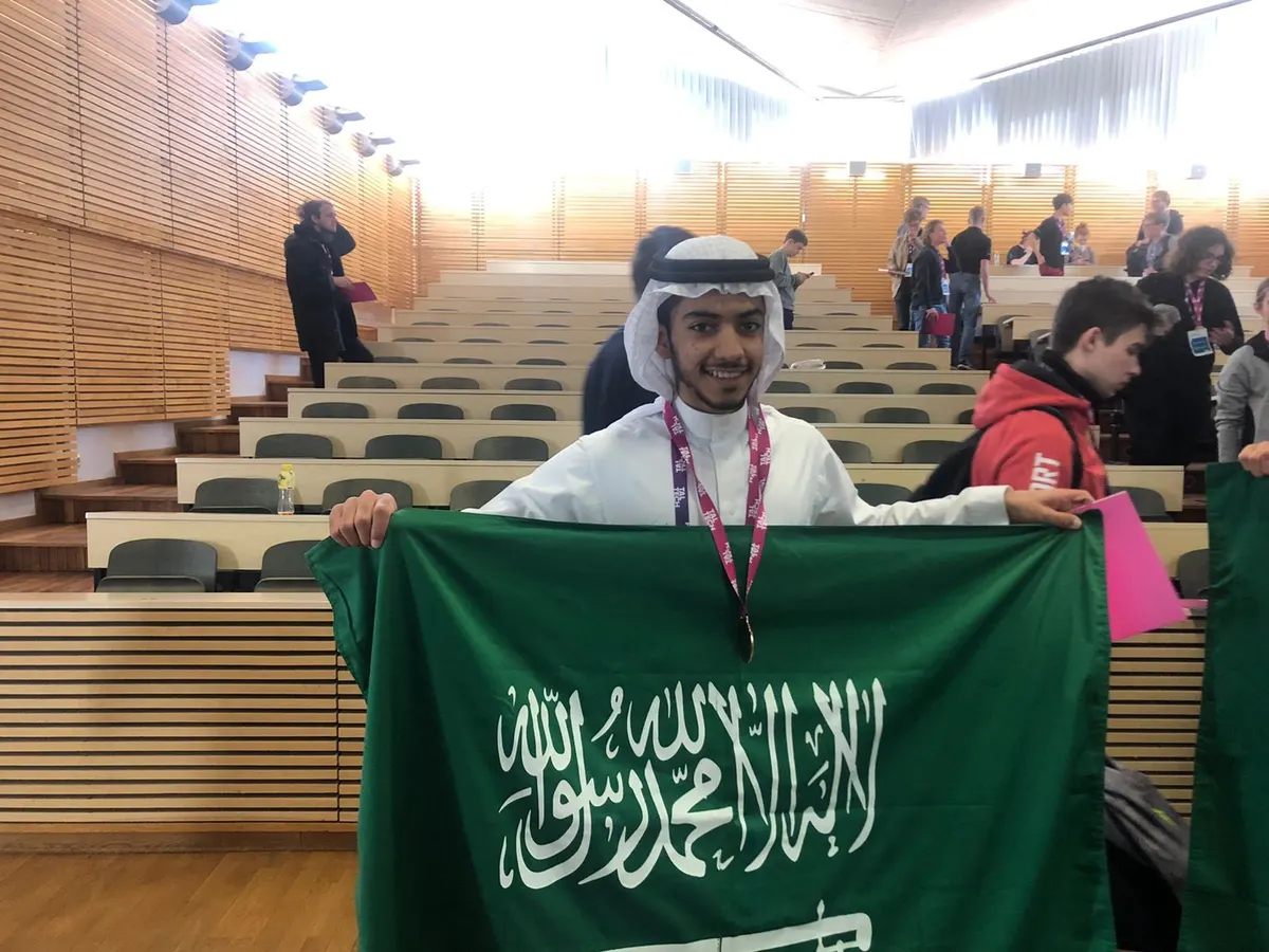 من القطيف.. جواد آل سيف يضيف لرصيد المملكة ميدالية برونزية في أولمبياد شمال البلطيق للفيزياء