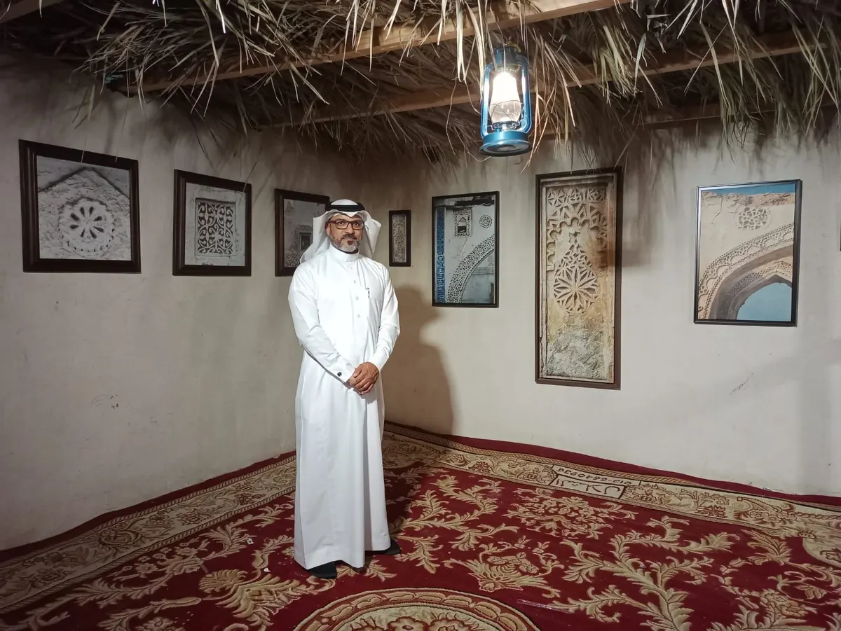 بعد ثلاثة أعوام من عرضها الأول.. محمد الخراري يستعيد «ذاكرته الجصية» في بستان قصر تاروت