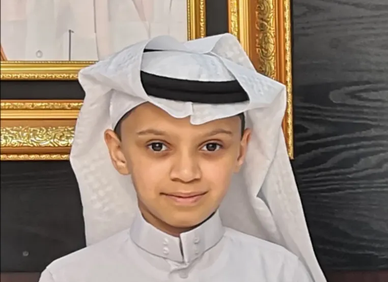 من صفوى.. تعليم القطيف يكرّم «علي المغلق» بعد فوزه بالمركز الأول بمسابقة أمير منطقة الرياض لحفظ القرآن الكريم