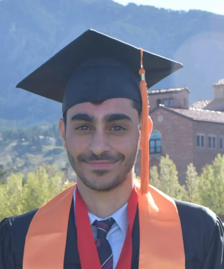 من القطيف.. مع مرتبة الشرف.. جامعة كلُورادو بولدر تمنح «علي العلوان» البكالوريوس في الهندسة الكهربائية