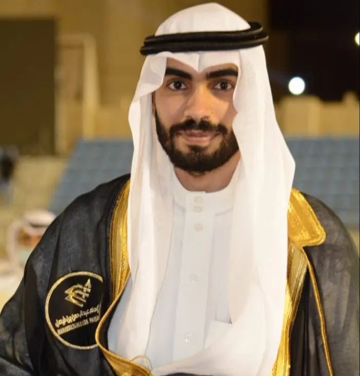 من الجارودية.. جامعة الإمام عبد الرحمن بن فيصل تمنح «محمد آل حسين» البكالوريوس في طب الأسنان