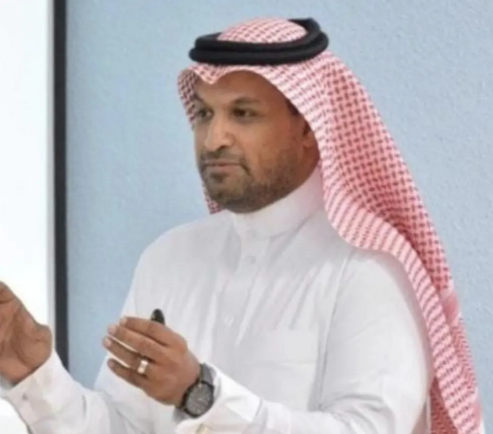 «آل حريز» يثقّف 20 موجهًا صحيًا بمدارس القطيف