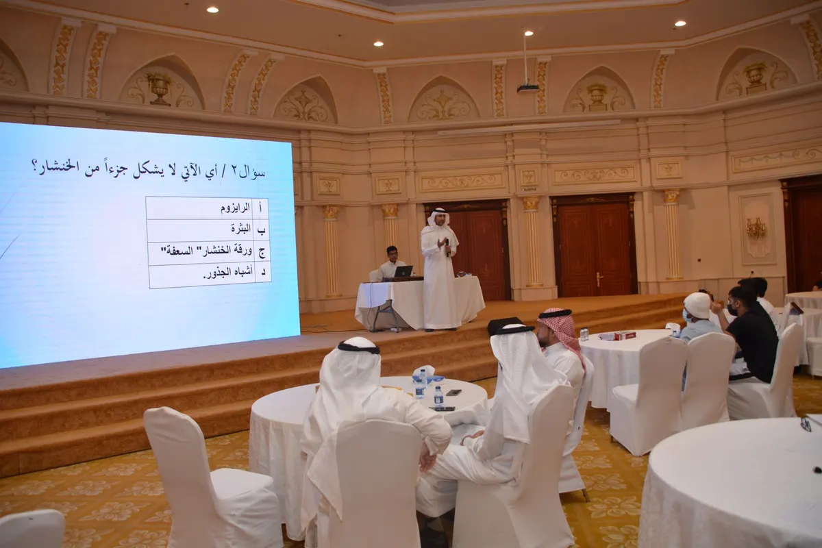 تدريب أكثر من 200 طالب وطالبة على اختبار التحصيلي من برنامج «تكافل» في سيهات