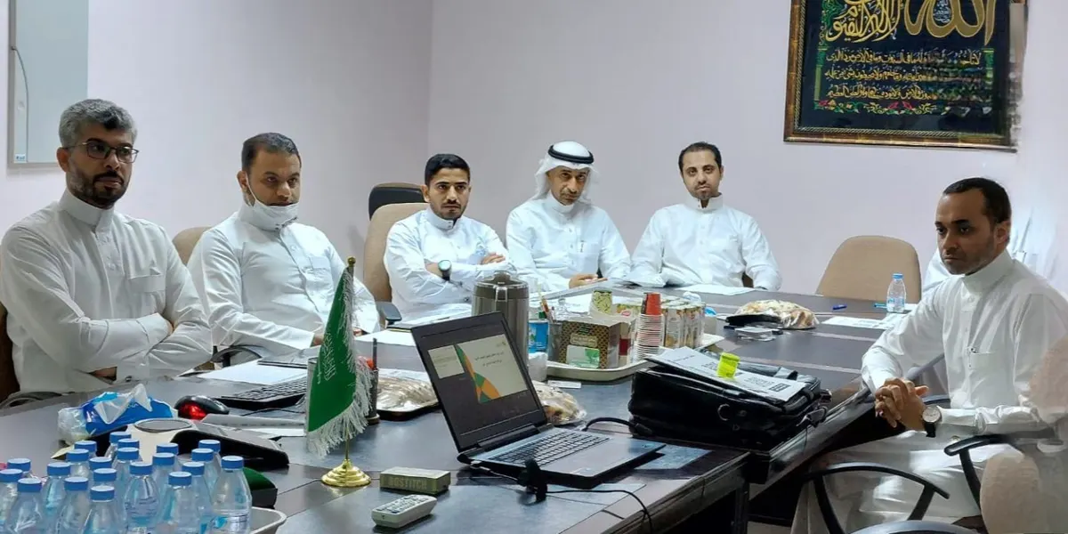 في القديح.. باحثو اللجنة الاجتماعية بخيرية مضر يتعرفون على النظام المطوّر لـ الضمان
