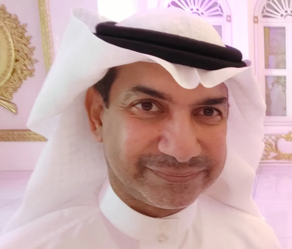 من القطيف.. تعليم القطيف يكرّم المعلم «إياد الزاير» نظير تميزه بالعام الدراسي 1443هـ