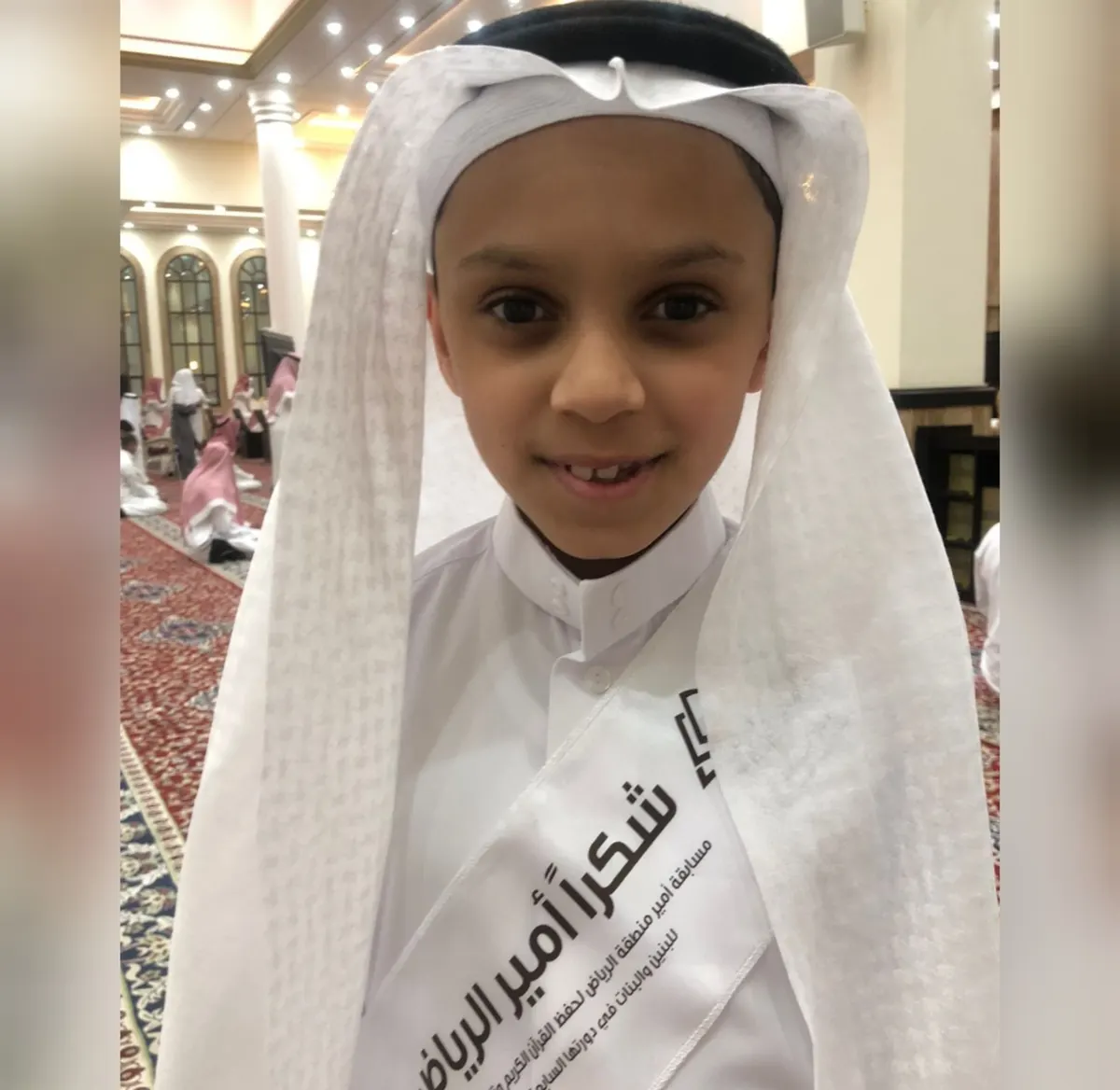 من صفوى.. لفوزه بالمركز الأول في مسابقة أمير منطقة الرياض.. خيرية تحفيظ القرآن الكريم بالدوادمي تكرم «علي المغلق»