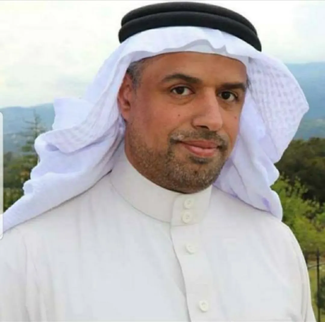 في أم الحمام.. تركي العجيان يرسم «قانون الجاذبية الزوجية»