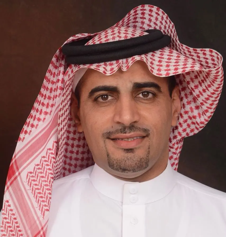 في القطيف.. المدرب محمد المشعل يوعي مستفيدات «العطاء النسائية» بثقافة الادخار وتوجيه الصرف