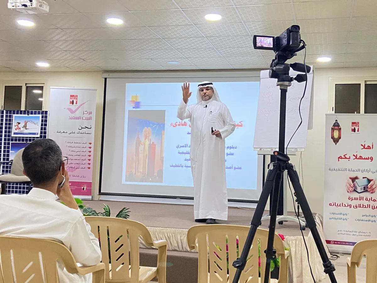 ناصر الراشد: لتنعموا بعقل هادئ.. مارسوا التفكير والتأمل والرياضة وابتعدو عن التوتر