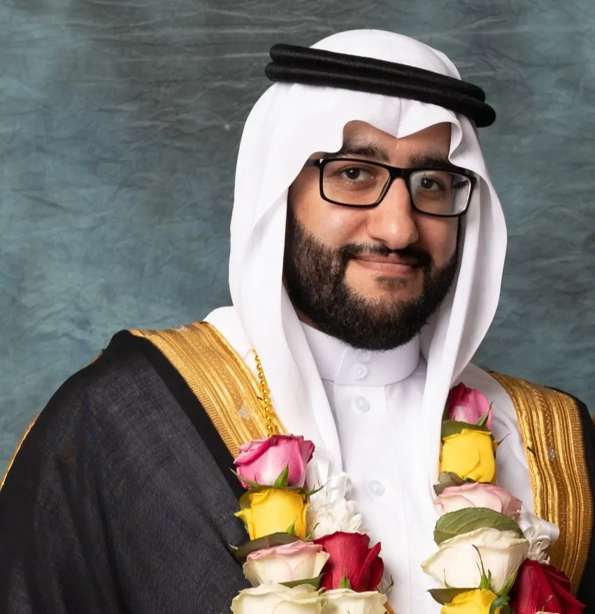 في القطيف.. القفص الذهبي يجمع عائلتي «آل جاسم» و«أمان»
