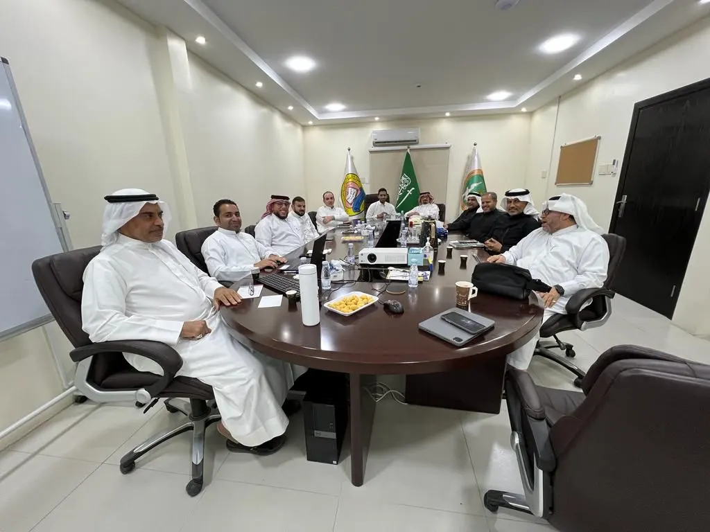 في جلسته الـ27 لعام 2022م.. مجلس إدارة خيرية العوامية يتفق على وضع اللمسات الأخيرة لـ التصاميم الهندسية لمبنى الجمعية الجديد