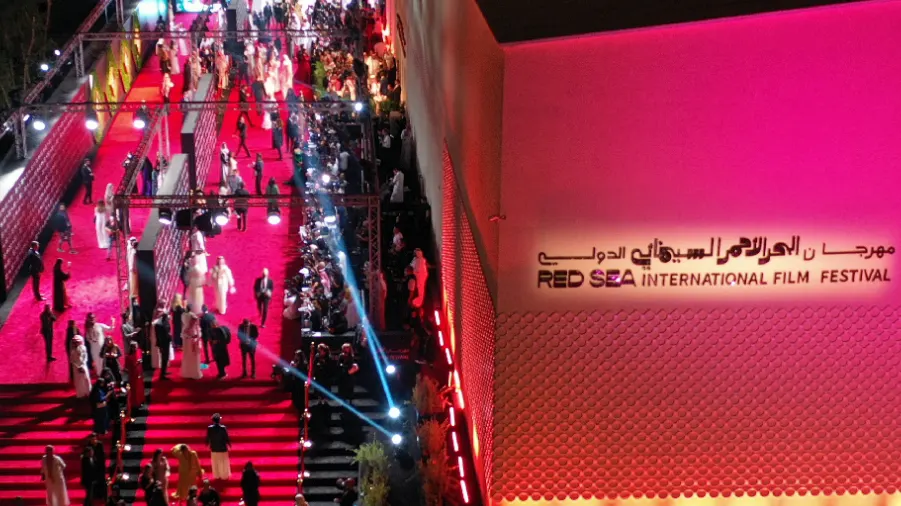 من سيهات.. «قبل أن ترحل» ضمن 23 مشروعًا فائزًا بمهرجان البحر الأحمر السينمائي.. للكاتبة بشاير عقيل المسكين
